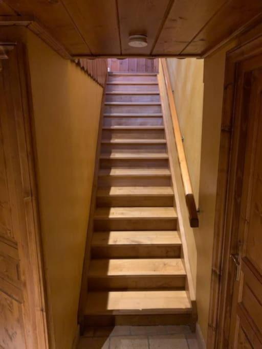 Ferme De Chenezeau - 15 Personnes , 7 Chambres ジェラールメ エクステリア 写真